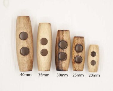 Italian Wooden Toggles Natural